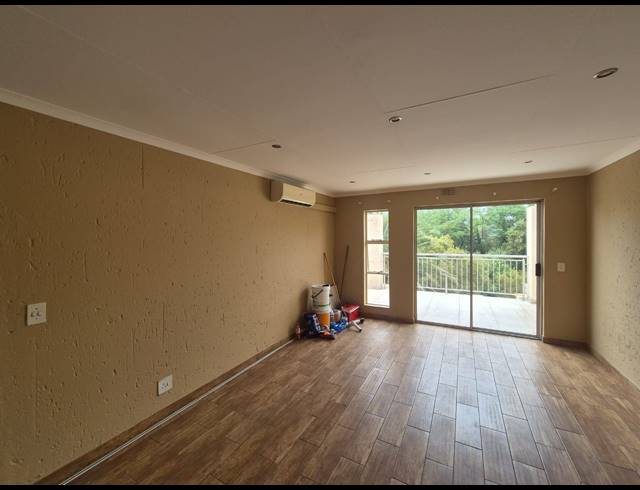 2 BEDROOM APARTMENT FOR SALE IN VANDERBIJLPARK SW 5